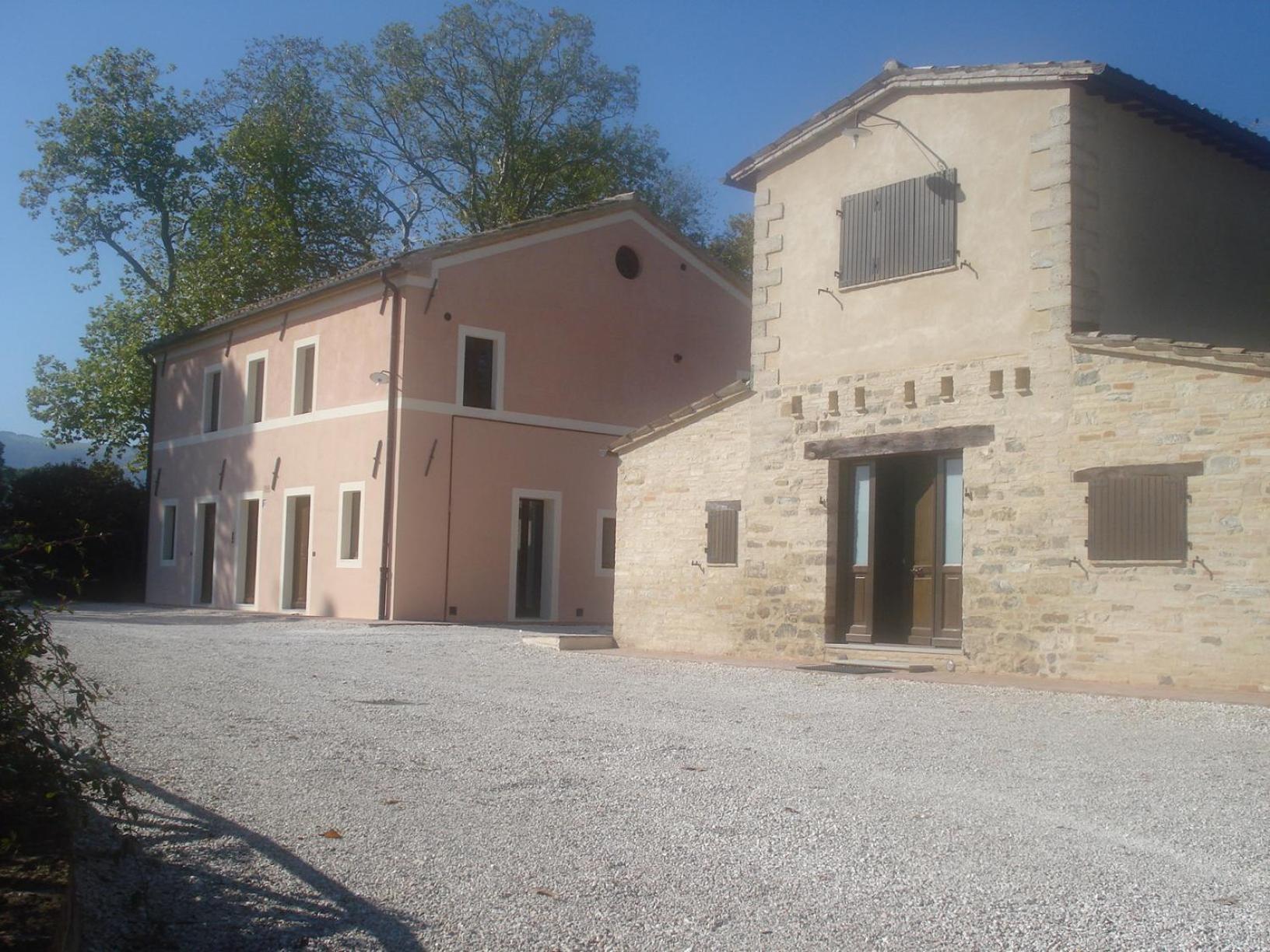 산세베리노마르케 Dimora Di Collio B&B 외부 사진
